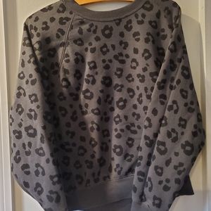 Old Navy Women's sweatshirt